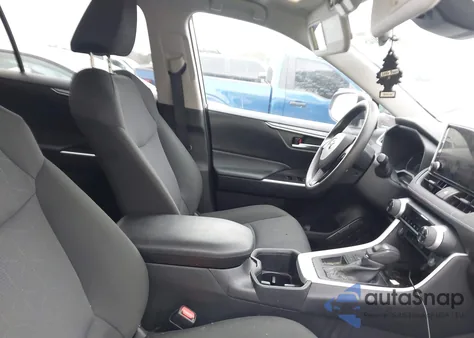 2025 Toyota Rav4 Xle z USA, uszkodzony, nr VIN 2T3W1RFV0SC314987